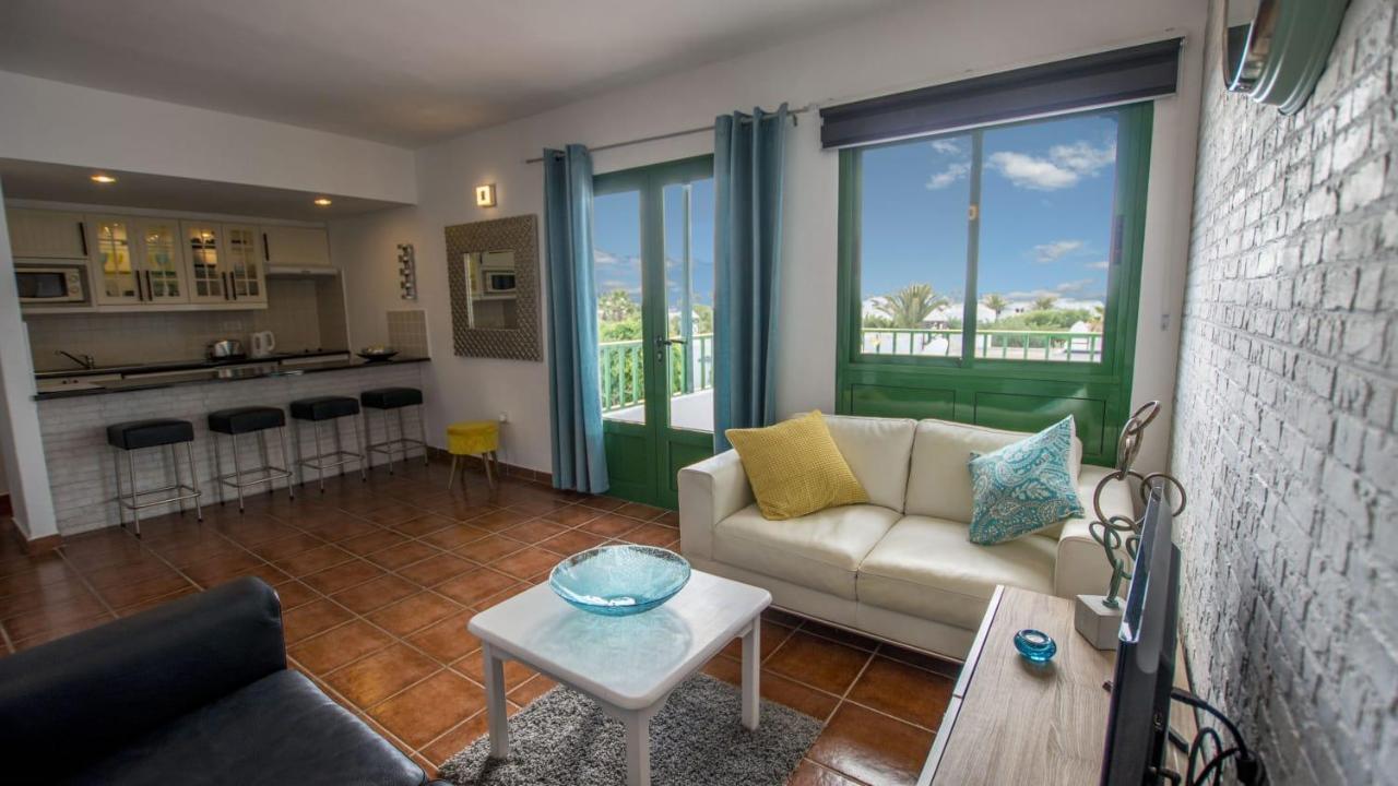 Club Valena 48 Sea Views, Wifi, Close To & Amenities At Matagorda Apartment *